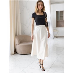 Футболка из трикотажа в широкий рубчик