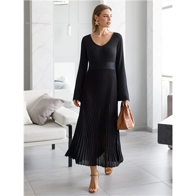 Платье из вискозы тонкой вязки с мягким люрексом