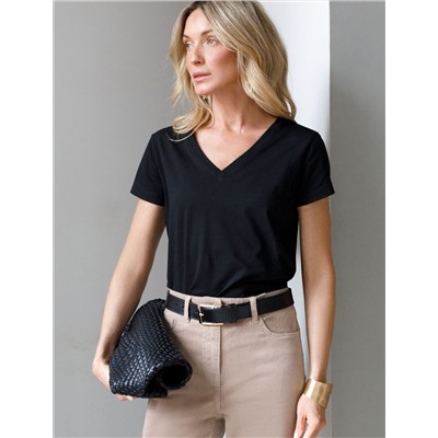 Футболка из премиального хлопка с V-образным вырезом