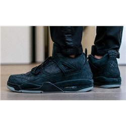 Nike Air Jordan 4 x KAWS 1