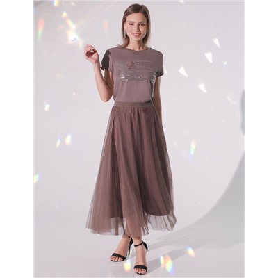 Нарядная футболка с пайетками