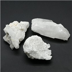 Кристаллы горного хрусталя 57*35*32мм, 60-69г (A)