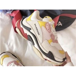 Кроссовки Balenciaga tripe-s S .gomma