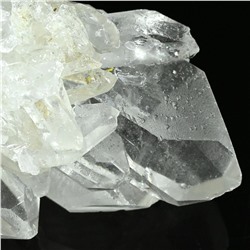 Кристаллы горного хрусталя 70*44*43мм, 120-139г