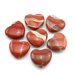 Сердце из яшмы красной 38*35*15мм