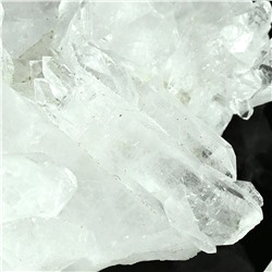 Кристаллы горного хрусталя 70*44*43мм, 120-139г