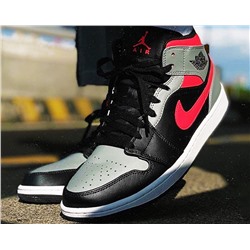 Nike Air Jordan 1