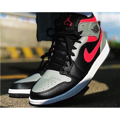 Nike Air Jordan 1