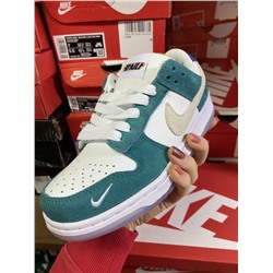 Nike SB Dunk Low Pro