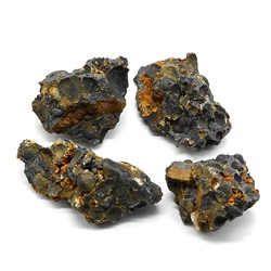 Минерал магнетит 40*31*25мм, 30-39 (G)