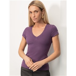 Футболка из плотного трикотажа с плетением риб 1*1