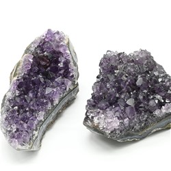Друза аметистовая 63*50*20мм, 90-99г