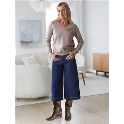 Джинсовые шорты бермуды со стрелками из эластичного денима