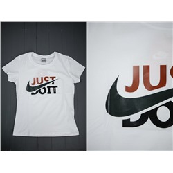 Футболка Nike белая женская