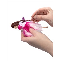 Игрушка своими руками «Цветочная фея Пиона». Валяние из шерсти