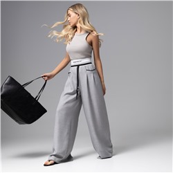 Брюки на широкой резинке, Красота в движении