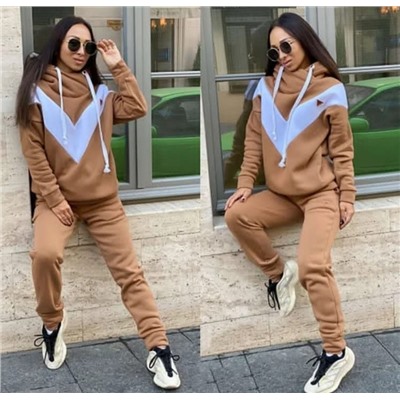 Спортивный костюм 897043