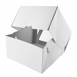 Коробка белая с окном 22*22*11 см