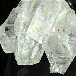 Кристаллы горного хрусталя 82*50*47мм, 180-189г