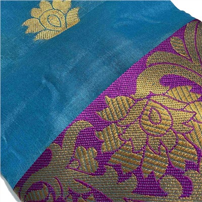 Сари однотонное СИНЕЕ, с каймой ФИОЛЕТОВОГО цвета и Золотистой вышивкой (Size: Onesize, с отрезом для блузы), 1 шт.