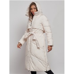 Пальто утепленное молодежное зимнее женское светло-бежевого цвета 52356SB