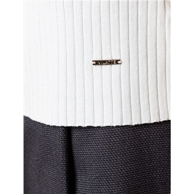 Джемпер тонкой вязки из вискозы с нейлоном