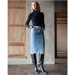 Юбка с ассиметричной застежкой из эластичного денима