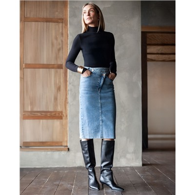 Юбка с ассиметричной застежкой из эластичного денима