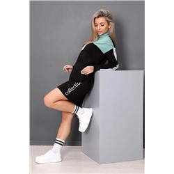 Платье короткое в спортивном стиле