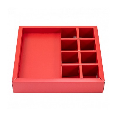 Коробка с обечайкой под шоколадку и 8 конфет, красная с окном 19,5*19*3,8 см