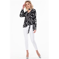 Блузка свободная с широким рукавом с принтом на черном