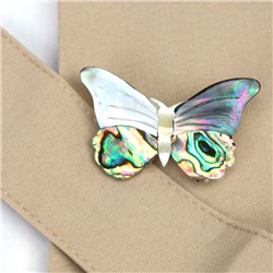 Брошь из натурального перламутра