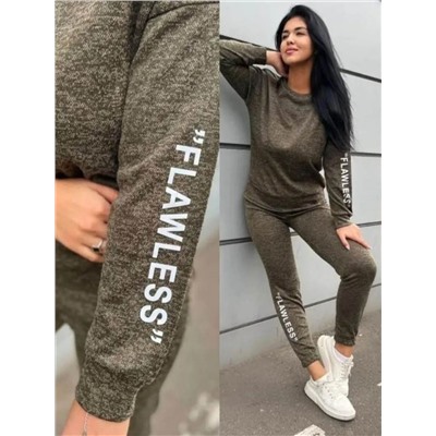 Спортивные костюмы 902544