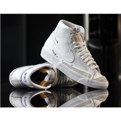 Nike Blazer Mid '77