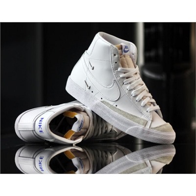 Nike Blazer Mid '77