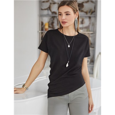 Футболка из премиального хлопка с ассемитричным низом