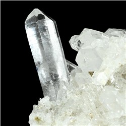 Друза из горного хрусталя 87*77*48мм, 220г (M)