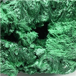 Малахит плисовый 165*105*70мм, 1266г.