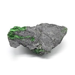 Камень уваровит 1 сорт 78*49*13мм 75г