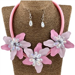 Комплект колье и серьги «Flowers»