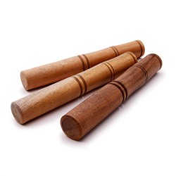 Резонатор для поющей чаши (дерево, длина 18-19 см., диаметр 2,5 см.), 1 шт.