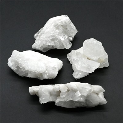 Кристаллы горного хрусталя 54*34*32мм, 50-59г (A)
