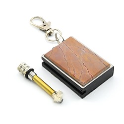 Зажигалка-брелок вечная спичка с накладкой из яшмы.