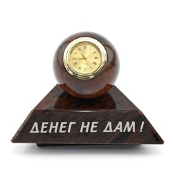 Шефики из обсидиана треугольник с шаром с часами 145*145*110мм.