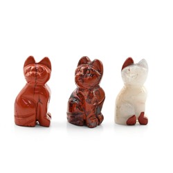 Кошка из яшмы красной 23*16*36мм