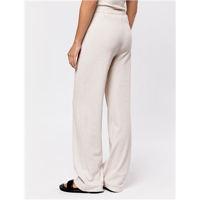 Прямые брюки из фактурного трикотажа в рубчик