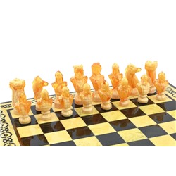 Шахматы из янтаря "Сказка" 245*170*105мм цв.молочно-медовый, вишневый