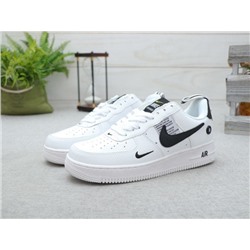 NIKE AIR FORCE 1 07 Lv8
