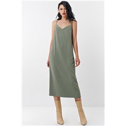 Платье-сорочка на тонких бретелях хаки