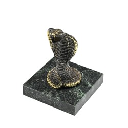 Змея кобра из бронзы на подставке из змеевика 50*50*65мм